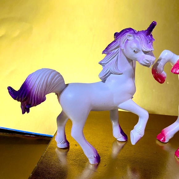 MYSTICAL UNICORN 80’s BUNDLE OF 3 CUTE UNICORNS SOLID PVC/VINYL TYPE 4.25”-5.25” - Picture 2 of 14